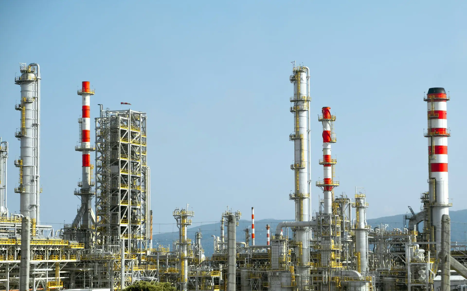 Processing columns and pipework at an industrial energy plant
